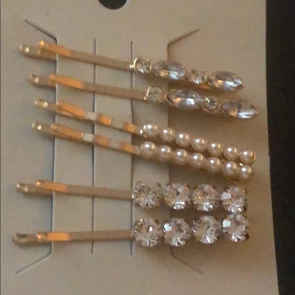 bp Accessories - Bobby-pins with design nwt